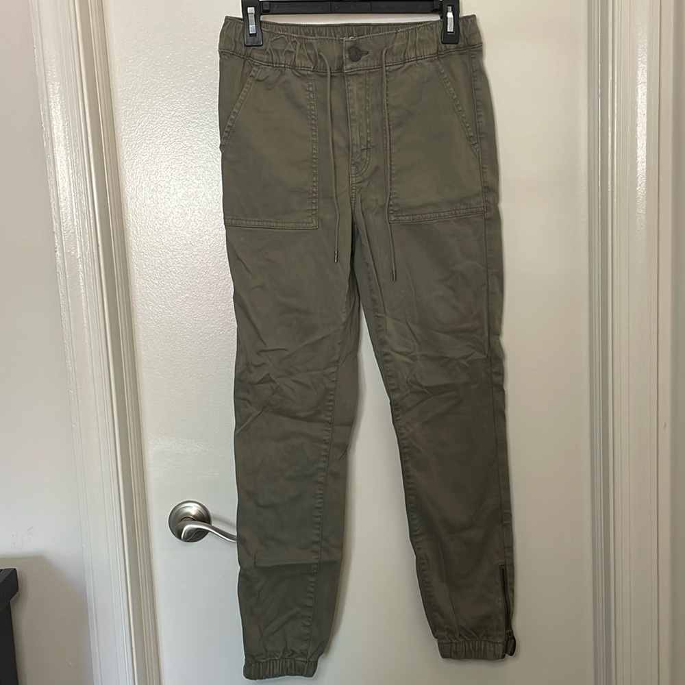 American Eagle Joggers